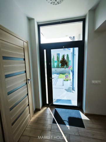 Dom Sprzedaż Dobra 20